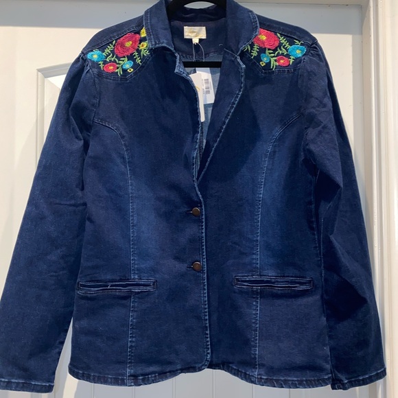 Women’s Layerz Clothing Denim Blazer Floral Embroidery Size Medium NWT - Picture 1 of 2